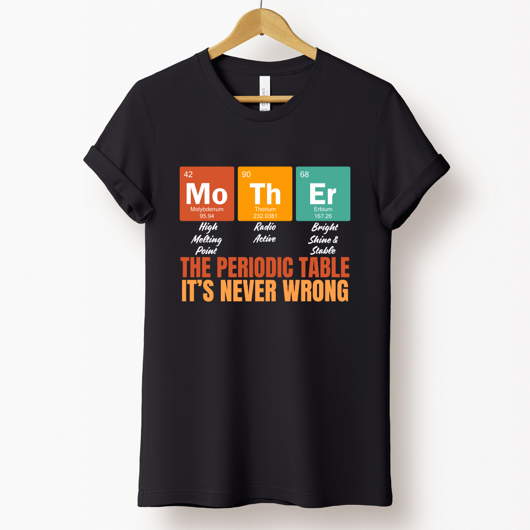 Mom Love : Mother Periodic Table Black T-shirt